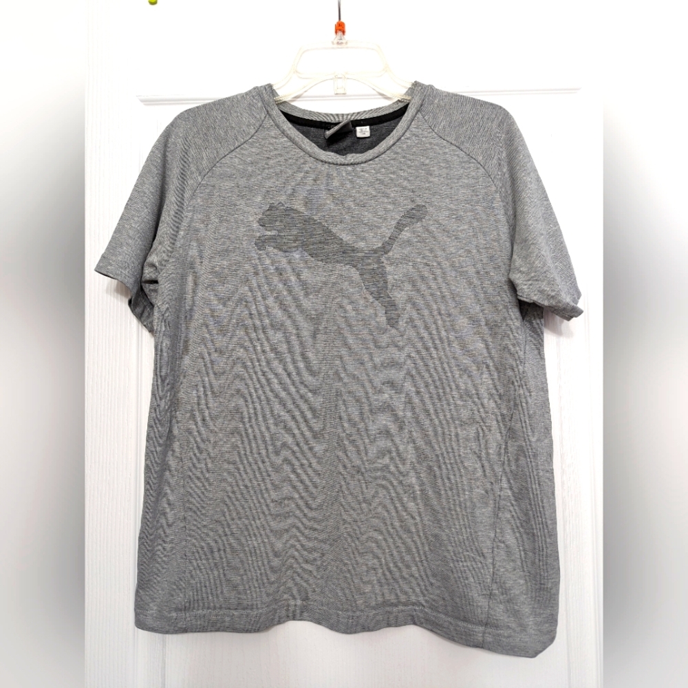 Men's Puma Short Sleeve Tee Shirt EUC